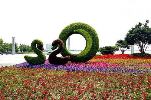 四川绿雕批发厂各种广场景区都适合 大型灯笼五色草造型厂家制作价格